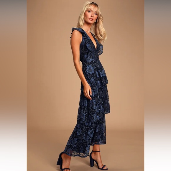 NWT Lulus Molinetto Navy Blue Lace Ruffled Tiered Sleeveless Maxi Dress - Picture 5 of 10